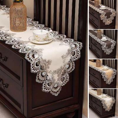 Chemin de table en dentelle Umbra Studio, Chemin de table vintage antidérapant pour salle à manger, Chemin de table imperméable résistant à l'huile avec motif exquis pour fête de mariage