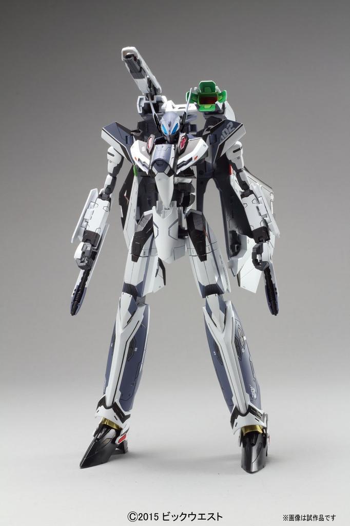 Macross Delta Siegfried Scale Plastic Model VF-31F (Messer-Ihlefeld's) 1/72 Pre-colored