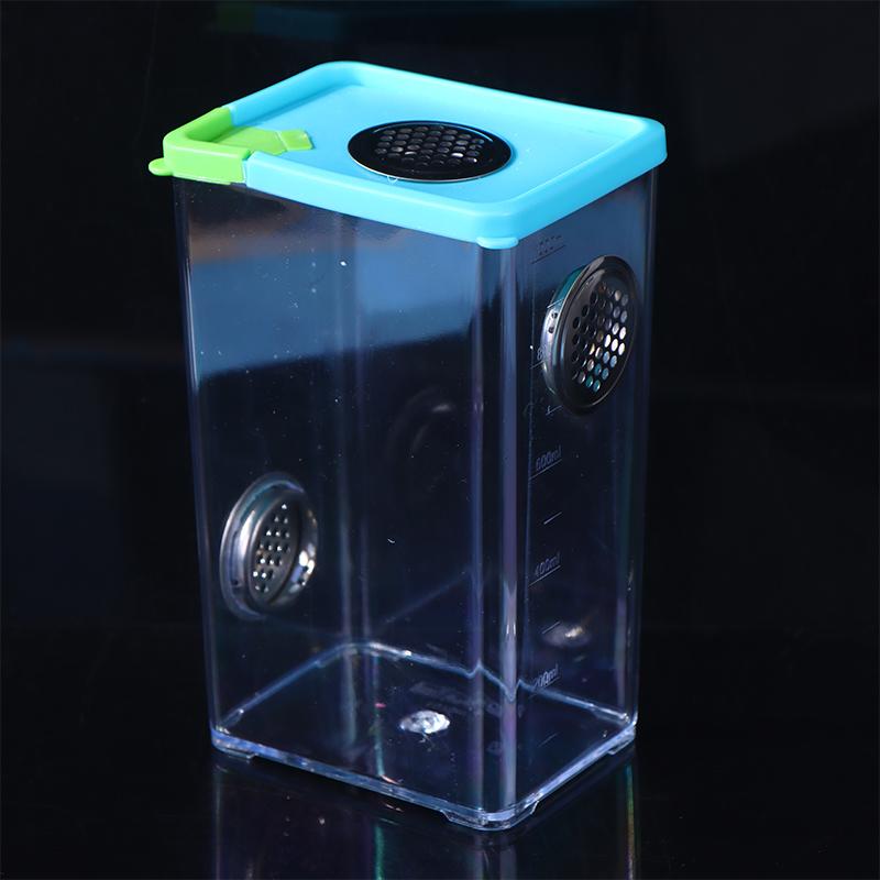Spider and Mantis Breeding Case made of Transparent Acrylic; Ideal Habitat for Reptiles and Insects