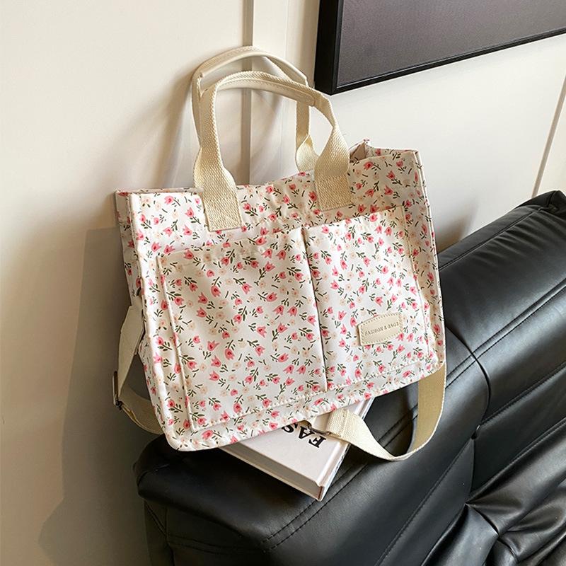 Canvas-Tasche mit großem Fassungsvermögen für Damen Neue Sommer-Nische Einseitige Tragetasche Umhängetasche Pendeln Mamatasche