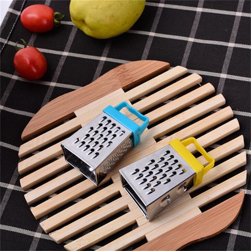 Mini 4stranné multifunkční ruční struhadlo Kráječ ovoce a zeleniny Kuchyňský nástroj