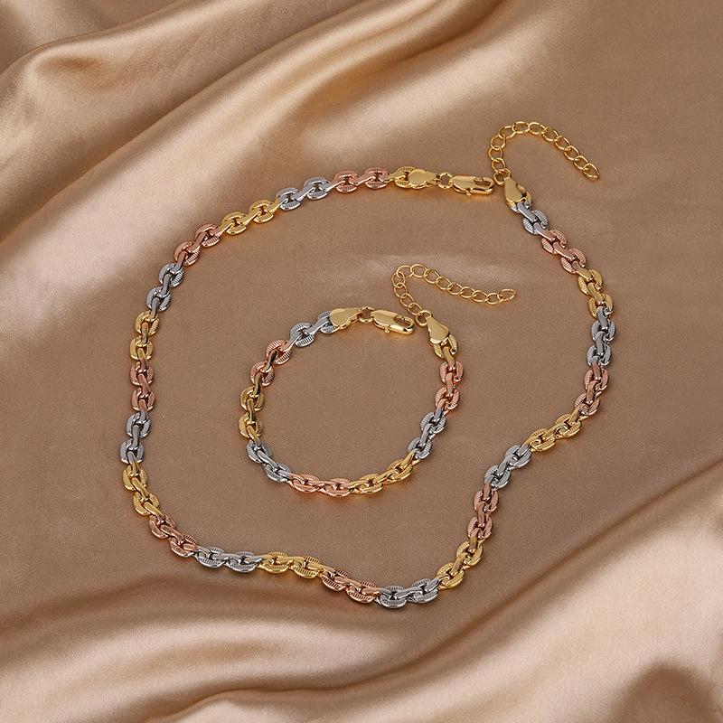 Jewelry Style Niche Design Necklace Women'S Versatile Electroplated Color Gold Simple Single Buckle Set