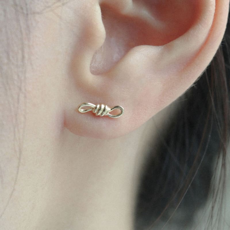 youngglow 14k tied piercing