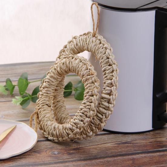 Handwoven Grass Placemat Anti-slip Coaster Heat-Resistant Table Mat Decorative Dining Mat for Home Restaurant Outdoor Use