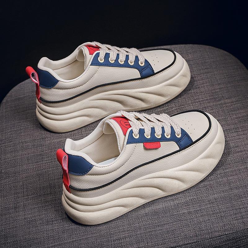 New Student Thick-soled Height-increasing Sports Board Shoes and Casual Shoes