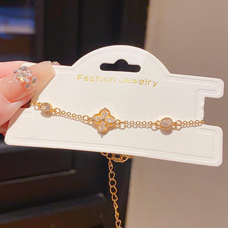 18K Gold-Plated Zircon Flower Oval Bracelet: Versatile, Exquisite, High-End Jewelry for Women