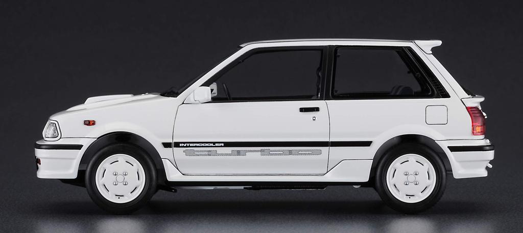 Hasegawa Historický vůz Toyota Starlet EP71 Turbo S, plastový model HC32, měřítko 1:24 (3 dveře)