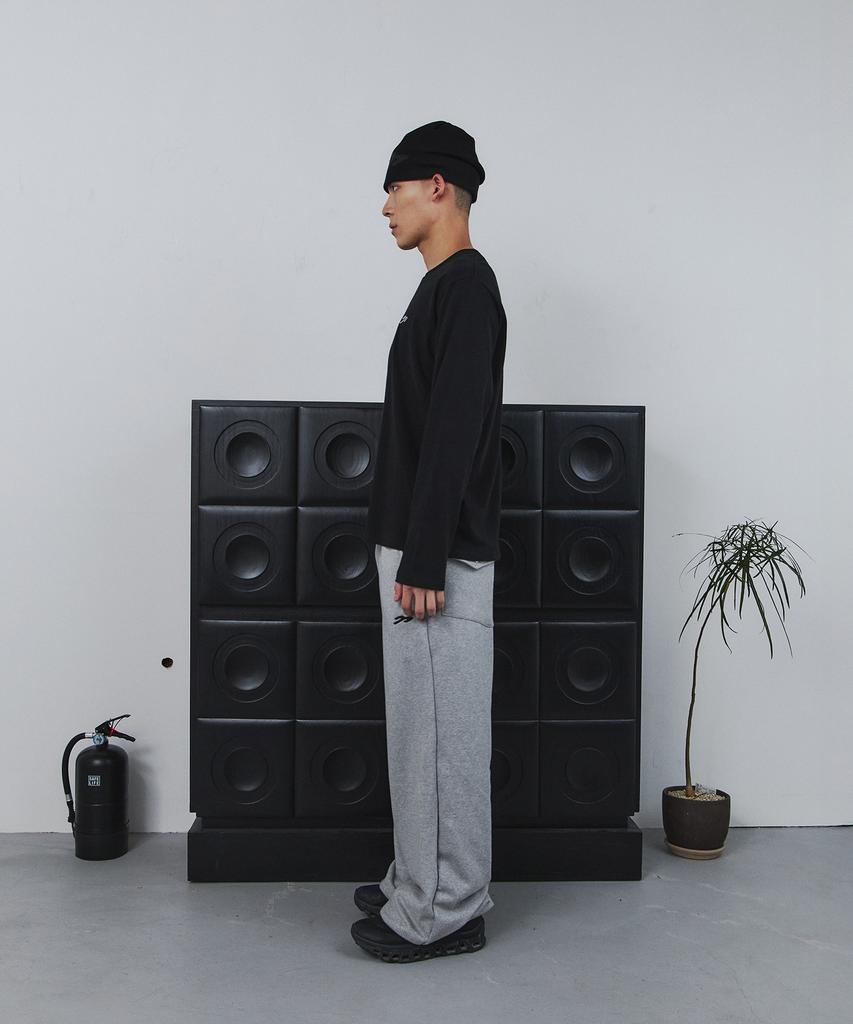 Tansanmageunesyum Pony Hotfix Long Sleeve (Black)