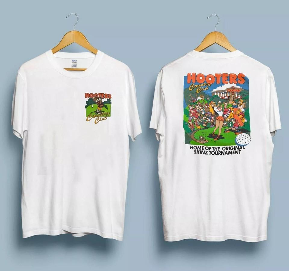 SALE. Vintage 90s Hooters Country Club Graphic TShirt Single Stitch USA Unisex T-Shirt XL