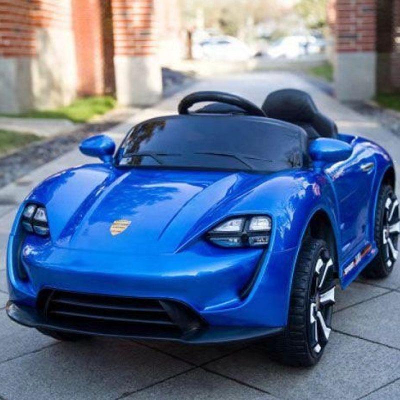 Rechargeable Electric Ride-On Car for Children 1-5, Four-Wheel Drive with Remote Control, Fits One Child.
