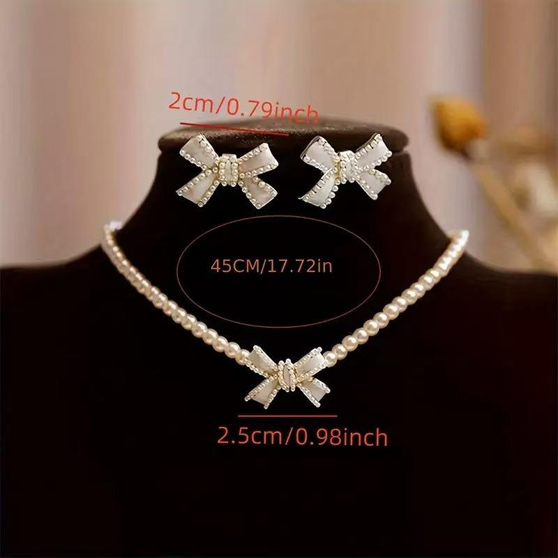 Fashionable and Simple Pearl Necklace with Enchanting Ear Studs for A Divine Lady-style. Women's Wedding Dress Formal Jewelry Set.