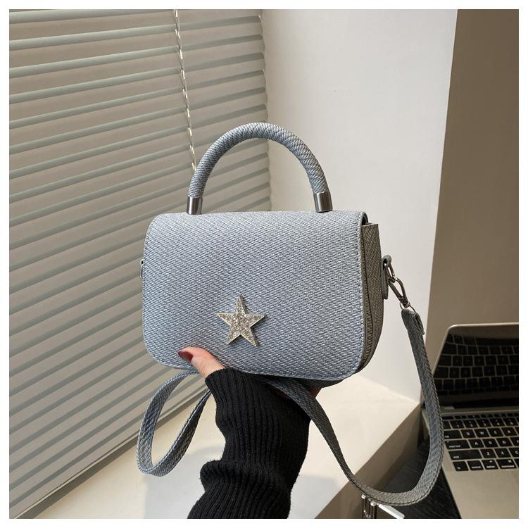 Fresh lady 2025 summer new star bright diamond chain texture simple portable shoulder crossbody small square bag