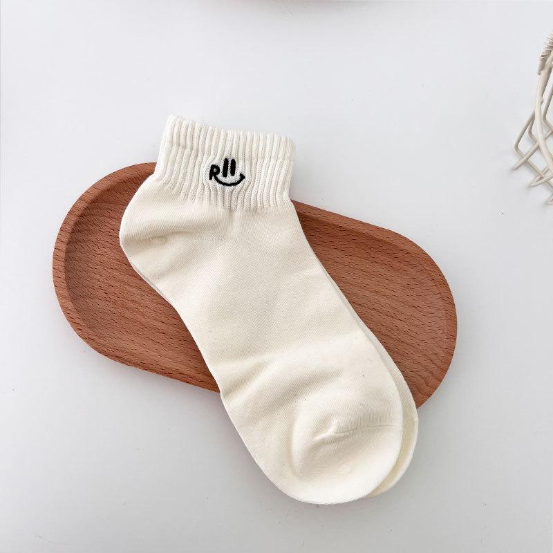 Socks Embroidered Smiley Face Boat Socks Trend Short Tube Solid Color Cotton Socks Versatile Student White Socks