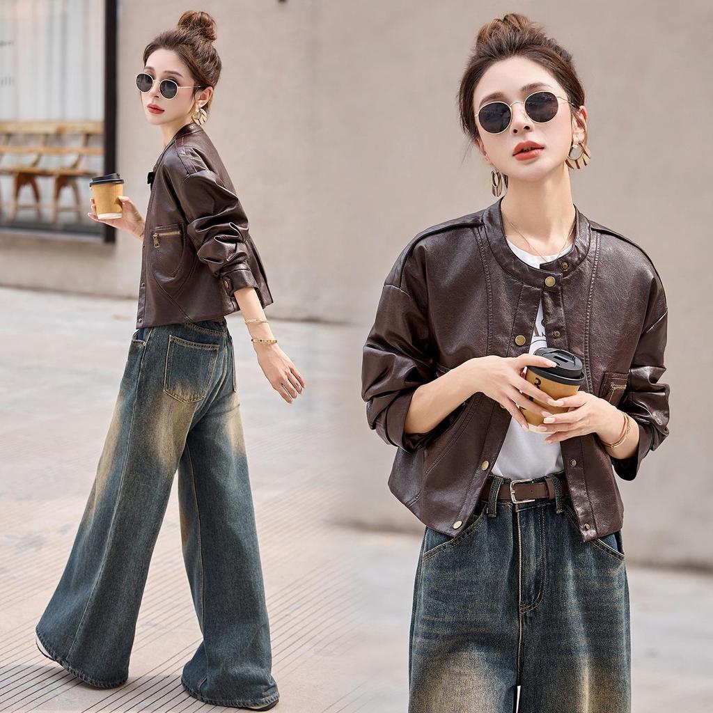 Women's 2025 Sheepskin Leather Jacket: Short, Round Neck, Petite Versatile, Trendy Coat