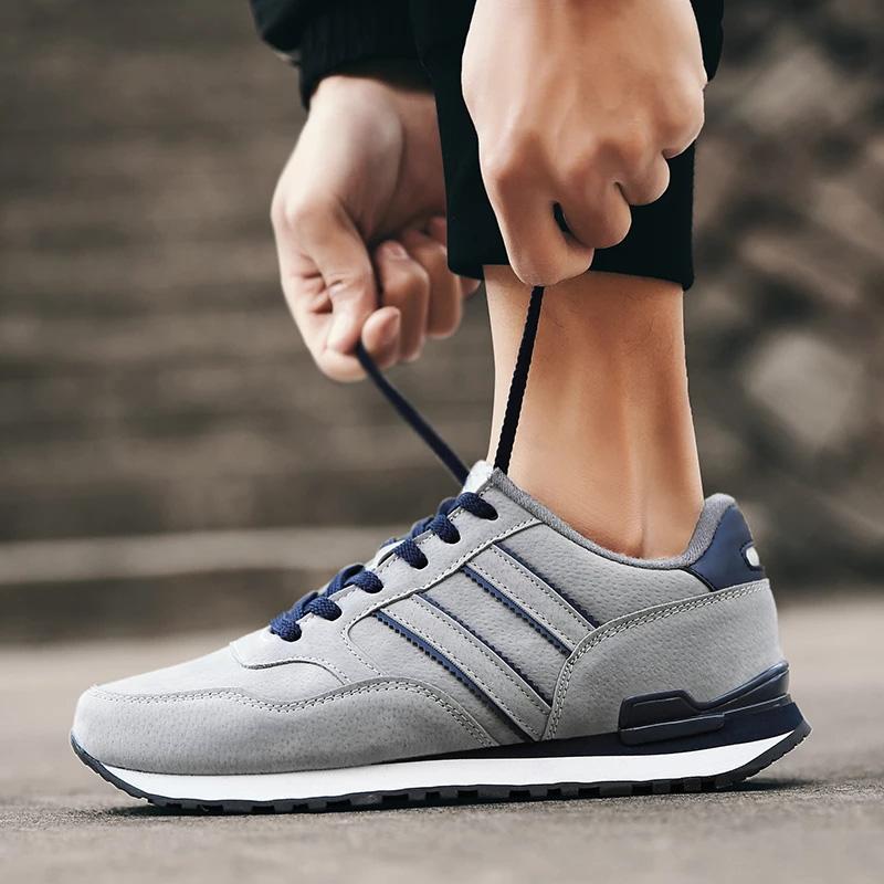 Sneakers Men Casual Shoes Light Suede New Classic Men Running Shoes Outdoor Breathable Mesh Jogging Sport Shoes