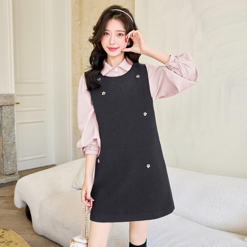 2025 Spring Slimming Vest Dress: Fashion-Forward Two-Piece with Fragrance Style, YJ8512
