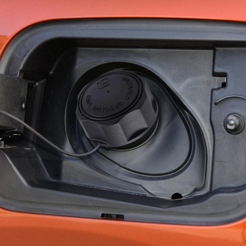 Oil Gas Tank Cap Vented 751-10049 751-3071 for Mower Replacement Plastic Tank Cap Cover Easy Installation