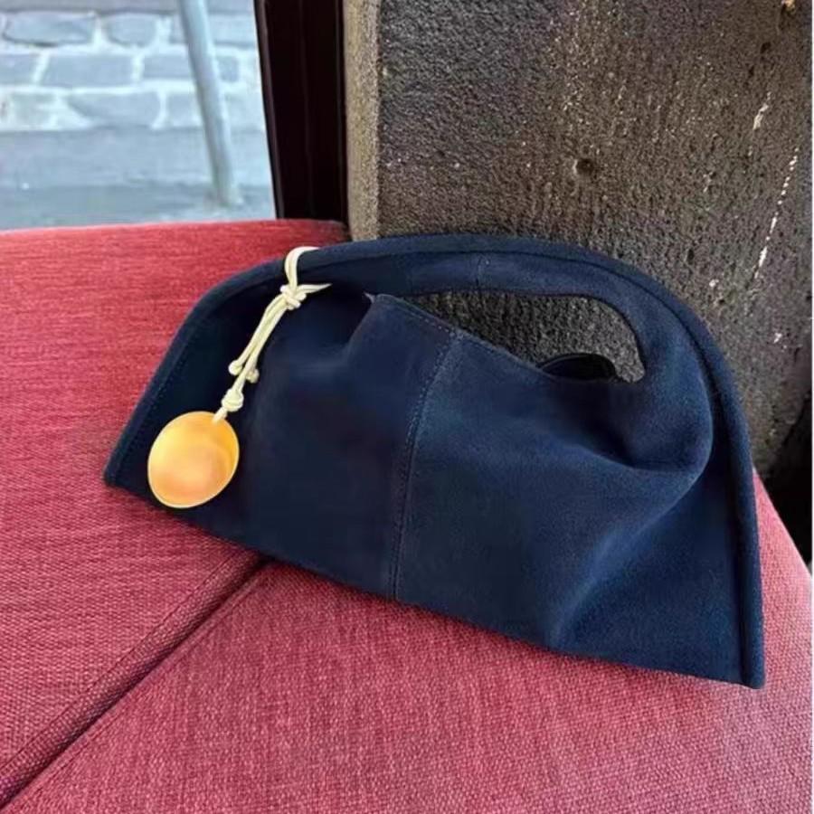 Dámska 2024 Nová Jesenná/Zimná Vintage Semišová Hobo Taška v Tvare Knedle - Niche Dizajnová Kabelka pre Uvoľnený Pocit