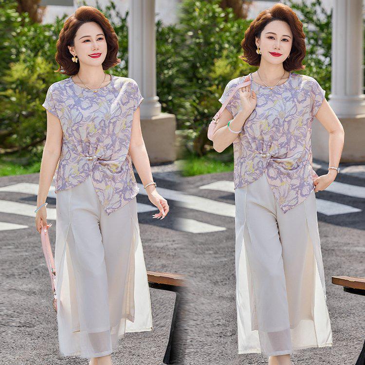 

2026 Summer Short-Sleeve Top for Moms Aged 40-50: Chic and Stylish Middle-Aged Women s Collection XL (85-105 jin)