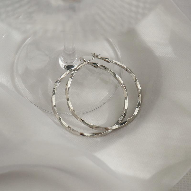 Gold French Simple Round Plain Ring Earrings Light Luxury Earrings Hong Kong Style Earrings