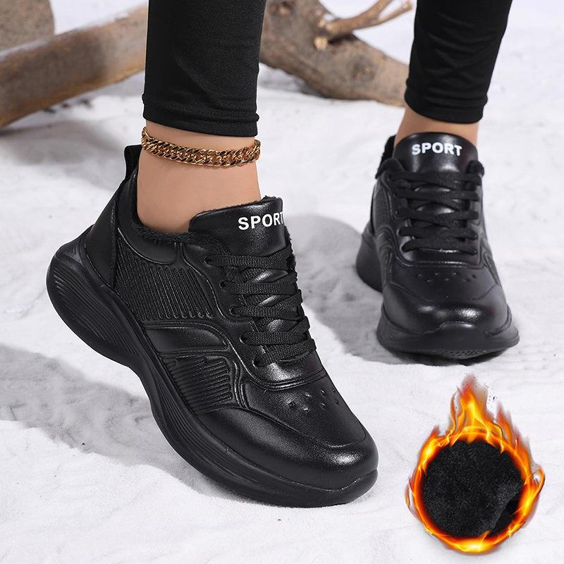 Ultra-light black shoes, new autumn and winter leather surface velvet cotton shoes, flat-bottomed sports and leisure shoes