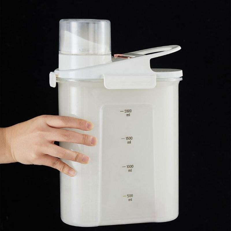 Convenient Food Organizer Clear Plastic Rice Bin with Sealed Rings for Dry Goods Rice Bucket for Household Kitchen Use