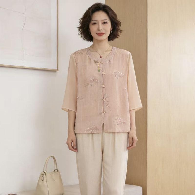 Summer Wear for Middle-Aged and Elderly Mothers: New Chinese Style Embroidered Shirt