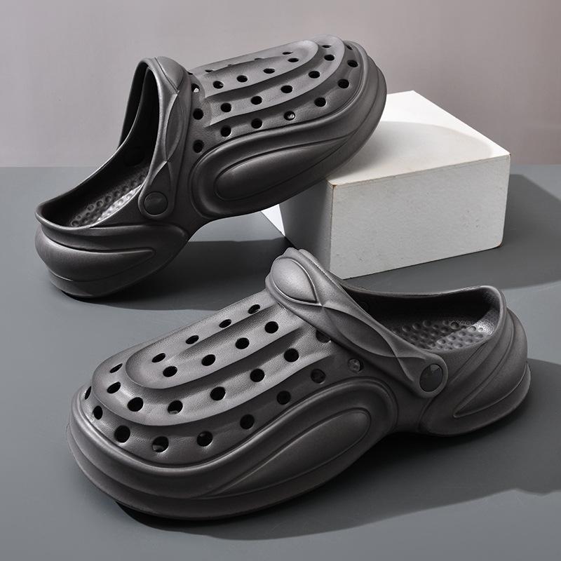 Hole Shoes Men's Summer Wear Simple and Versatile Breathable Beach Cool Slippers Thick-soled Non-slip Bag Head Drag Casual Slippers