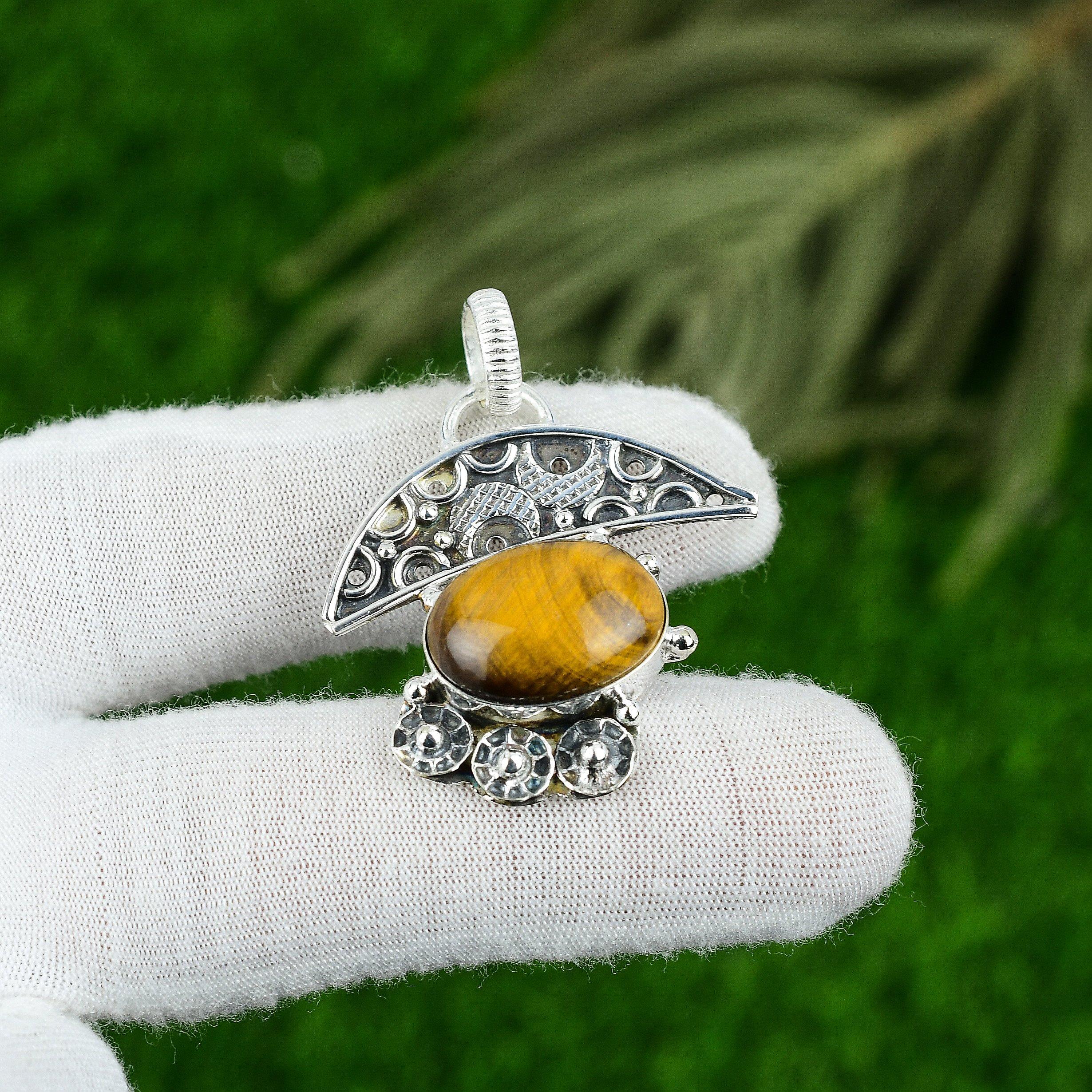 

Natural Tiger Eye Gemstone Pendant 925 Sterling Silver Indian Jewelry For Women