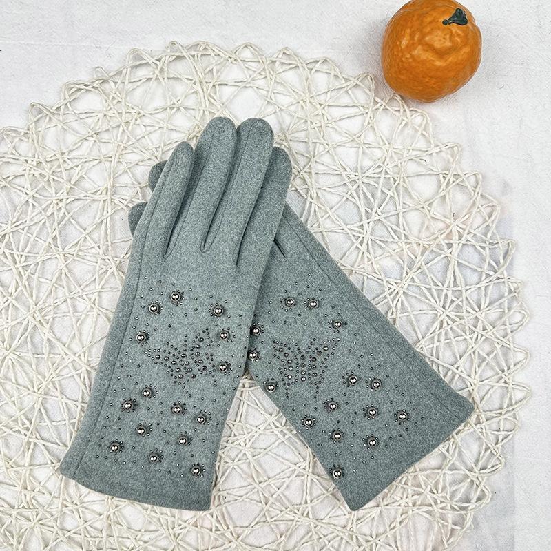 Fashion Women'S Imitation German Velvet Bright Diamond Pearl Gloves Thermal And Velvet Riding Gloves