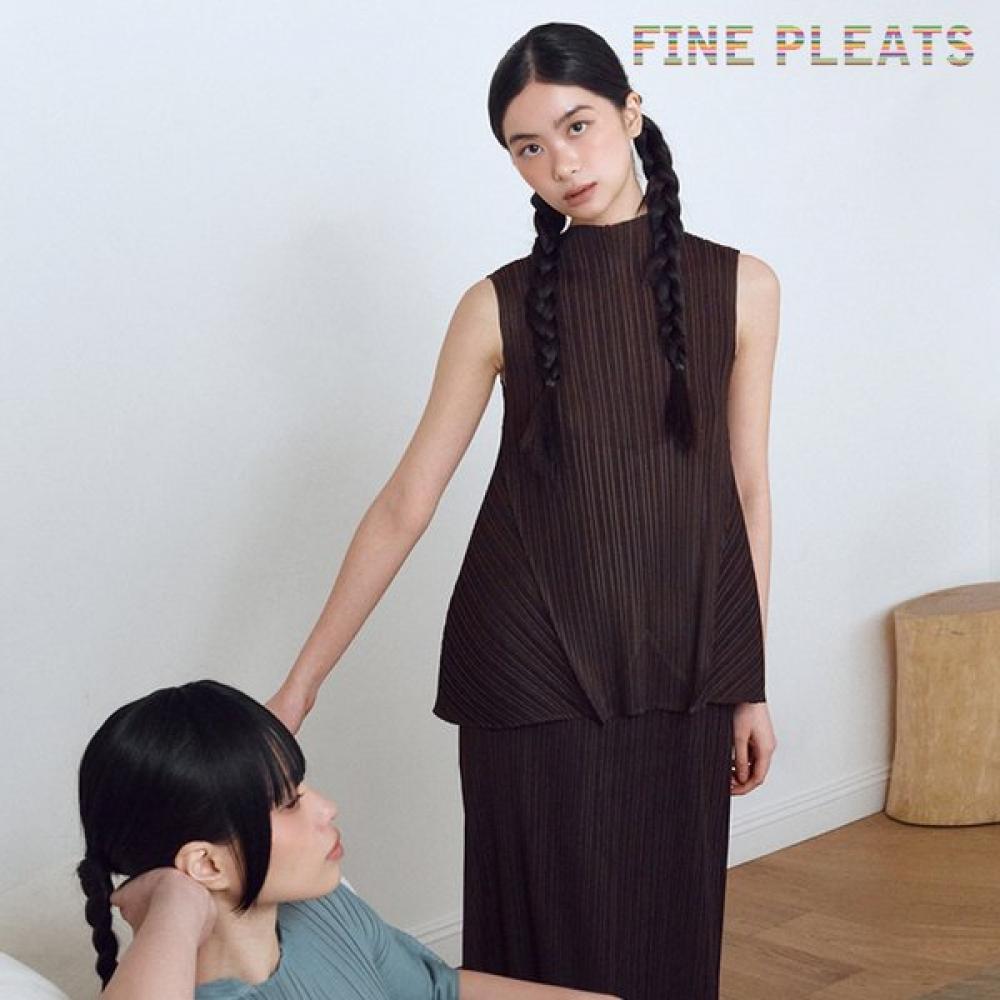 Fine PleAts A Line hAlf Neck Top dArk Brown FREE