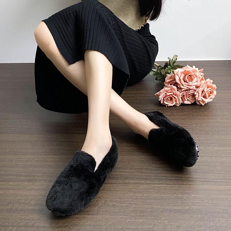 

Mao Mao shoes women wear in autumn and winter, high-end mink warm beanie shoes, velvet cotton ladyshoes, large size women s shoes 41-43 33 чёрный