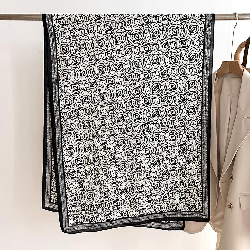 New Retro Paisley Print Fashion Silk Scarf Women Autumn Winter Warm Shawls Luxury Wraps Lady Windproof Scarves Foulard Bufandas