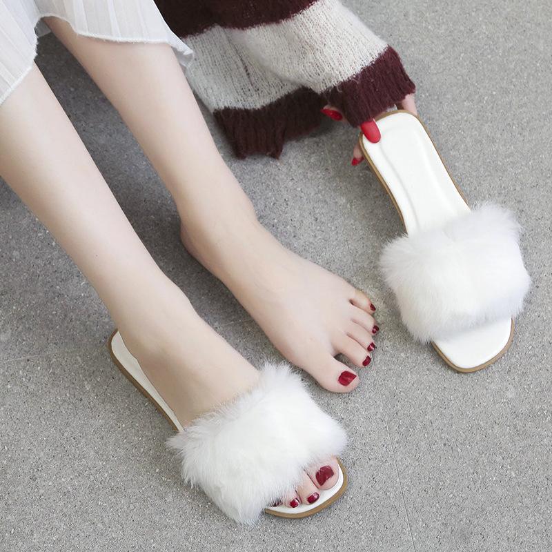 

Internet celebrity Mao Mao slippers women s shoes 2024 new autumn autumn autumn shoes outer wear summer versatile flat bottom sandals fluff 35 белый