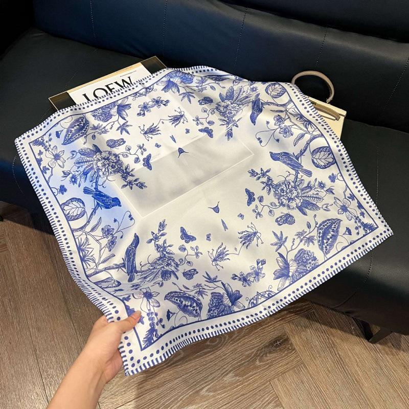 Fashion Black and White Printing Temperament Square Scarf Imitation Silk Korean Version Decorative Scarf Scarf Professional Decorative Shawl Silk Scar