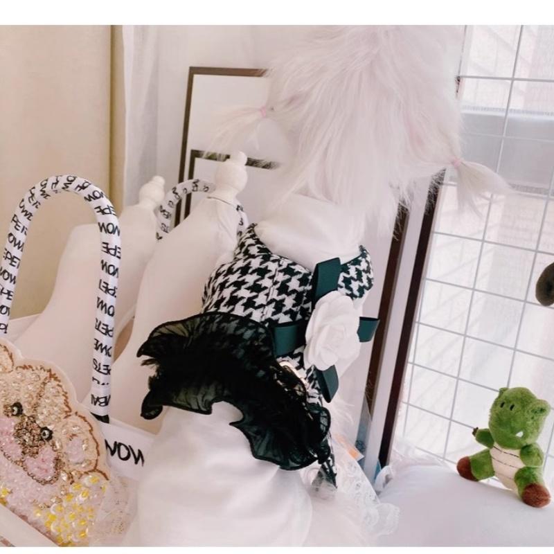 Pet dog cat clothing small fragrant wind thousand bird grid traction suit teddy bear tank top style dog leash designed for walking
