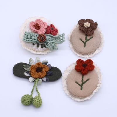 Mori-Stil Handgemachte Spitzenblumenbrosche & Taschenanhänger - Süße Garnverzierungen