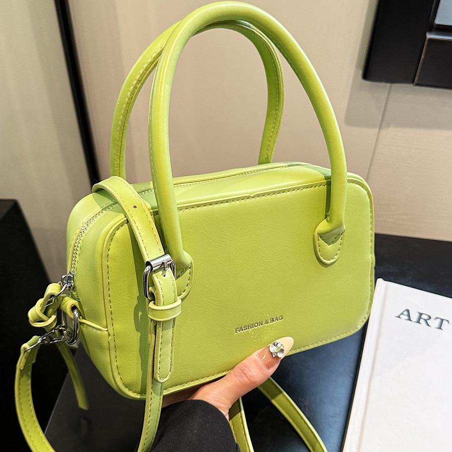 Small square French crossbody shoulder bag for women simple and popular shoulder bag new