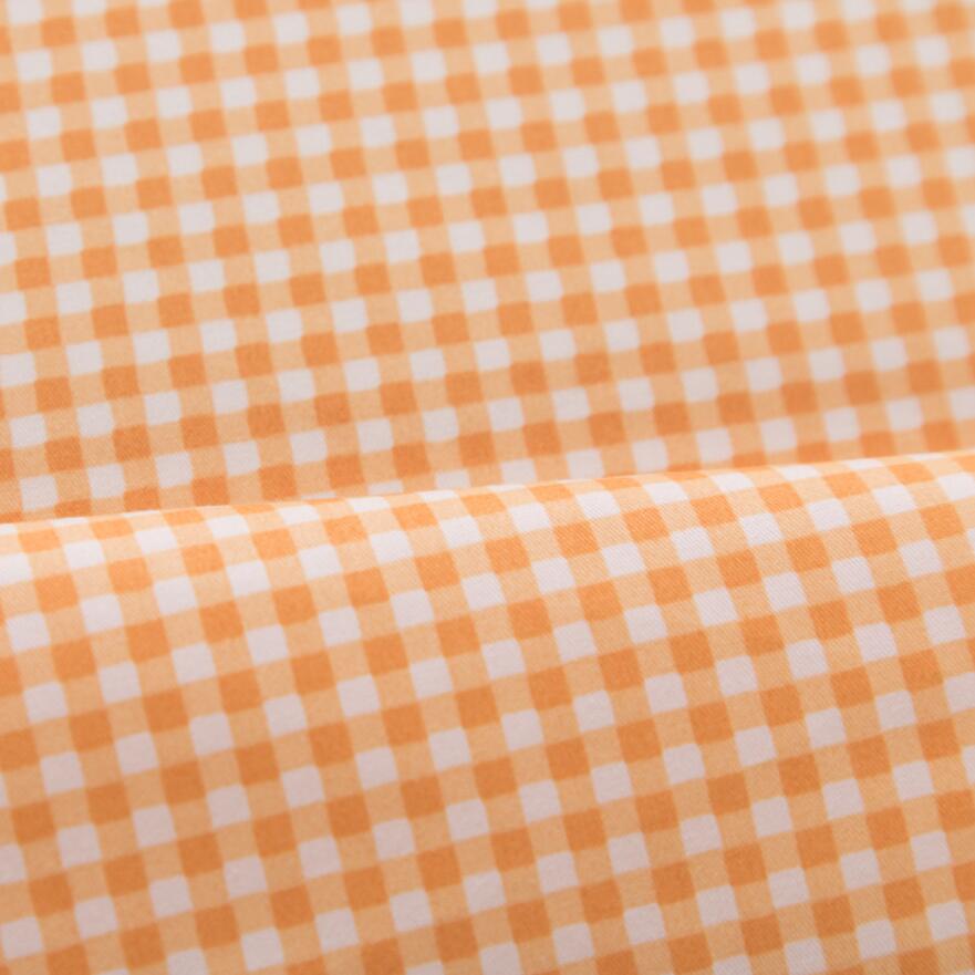 Twill cotton fabric with strawberry grid, 100% cotton, DIY, sewing, bedding, dress, patchwork, quilting, children's clothing