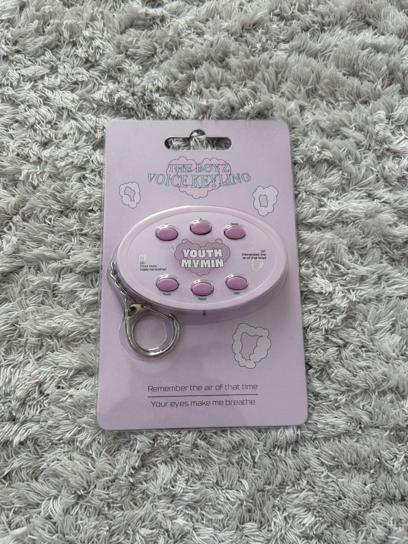 

[USED] theboyz Cue Voice Keyring Master