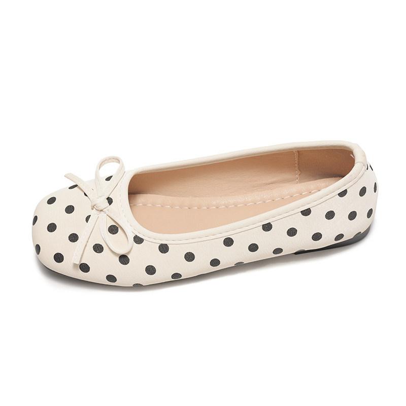 Polka dot versatile retro French flat-bottomed shallow mouth single shoes women's summer 2026 new with skirt soft-soled Mary Jane shoes