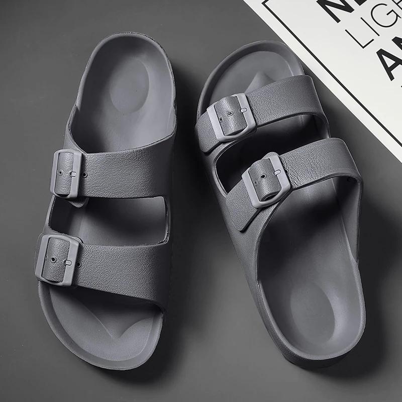 Trendy pánské nazouvací plážové pantofle s ležérní přezkou, pohodlný kryt na plochém podpatku pro páry