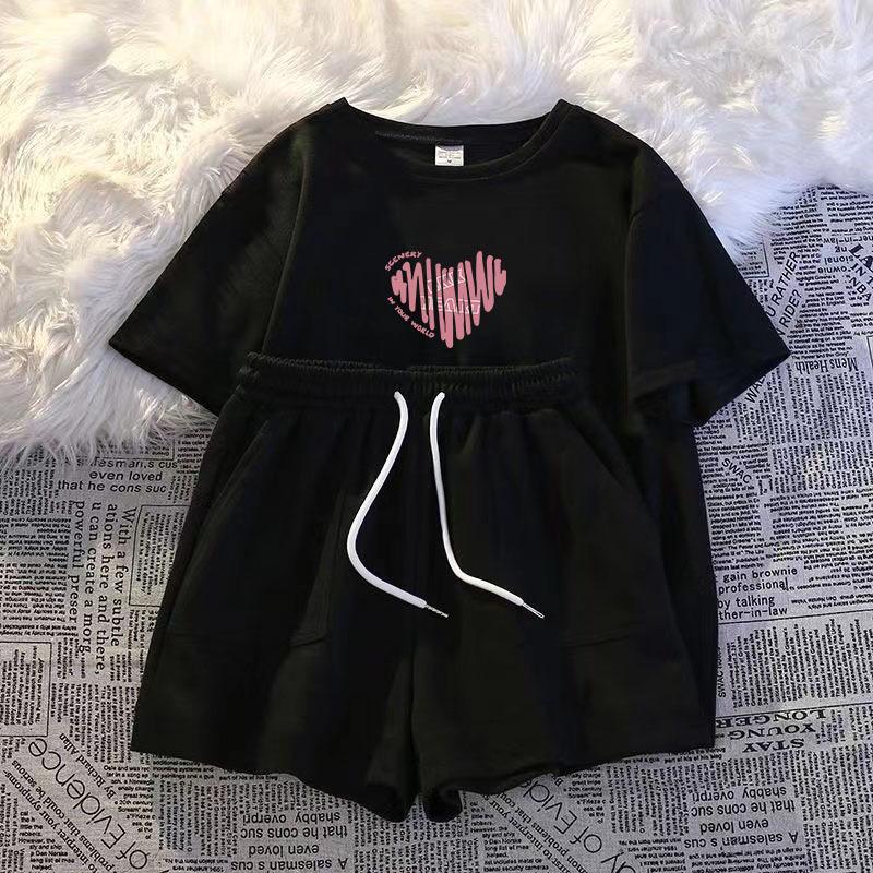 Women's Fashionable Two-Piece Summer Sports Set - Loose-Fit, Short-Sleeved T-shirt & Shorts for Casual Wear