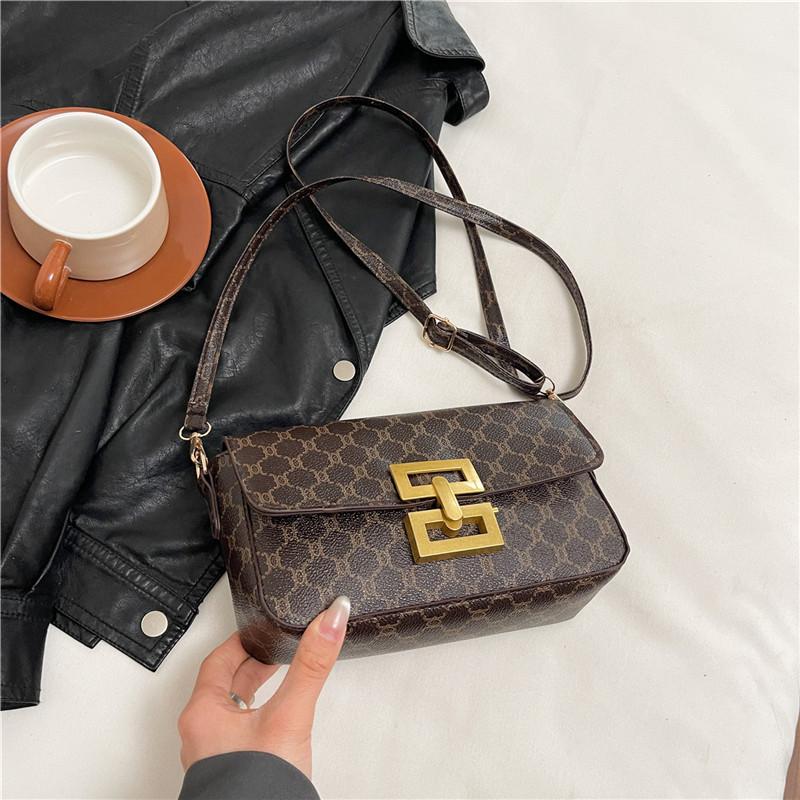 Premium Foreign Retro Underarm Bag 2025 Spring New Small Square Bag Shoulder Bag Portable Women's Bag