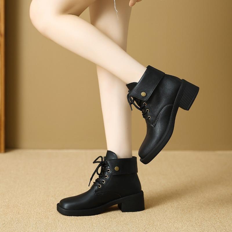 2025 New Boots Woman Retro Mid Heeled Short Boots with Lace Up Thick Heels with Low Heels Casual and Fashionable Ankle Boots