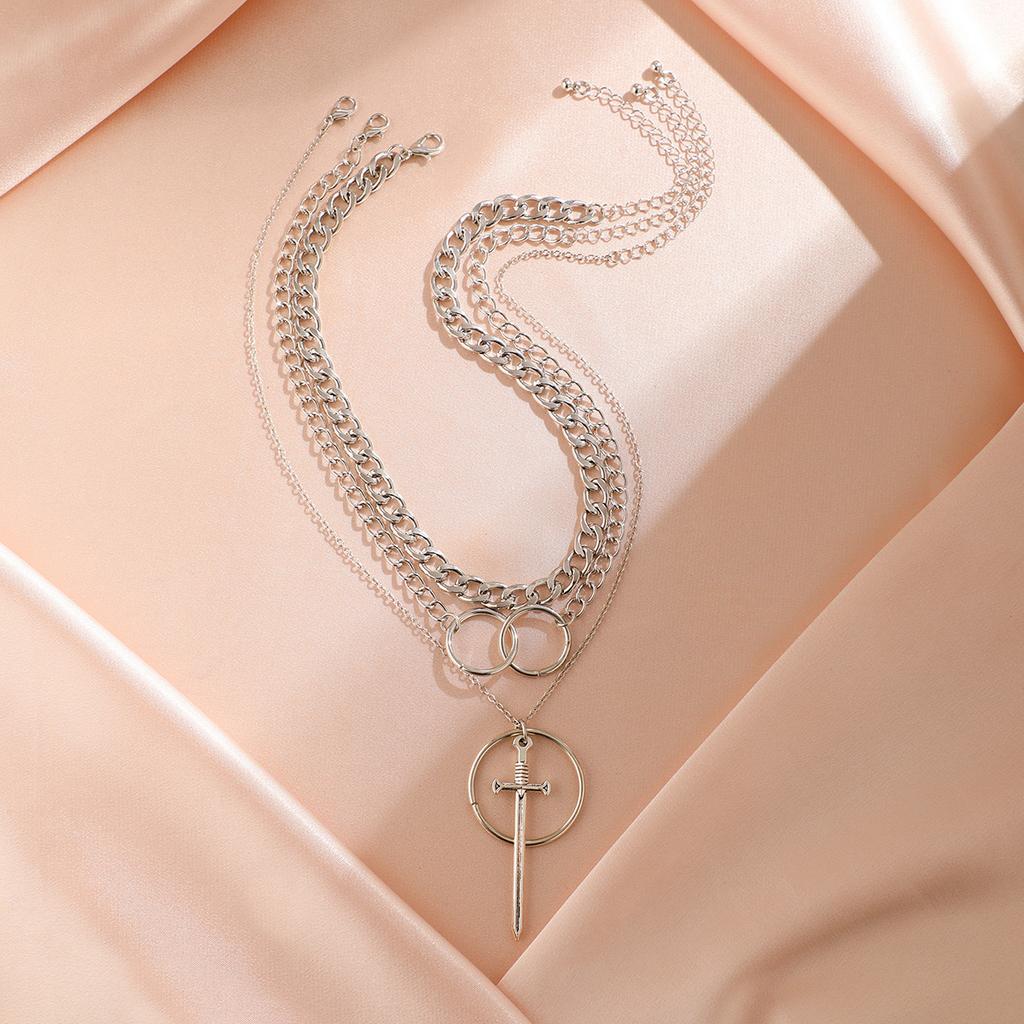 Niche Sword-Shaped Exaggerated Fringed Necklace Female, Personalized Hip-Hop Trendy Suit, Ring Chain Necklace