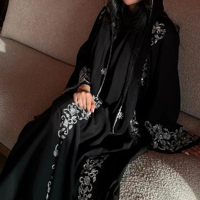 Muslim Women's Black Long Sleeve Evening Robe - Haute Couture, Dubai-Inspired, Hot Drilled Design
