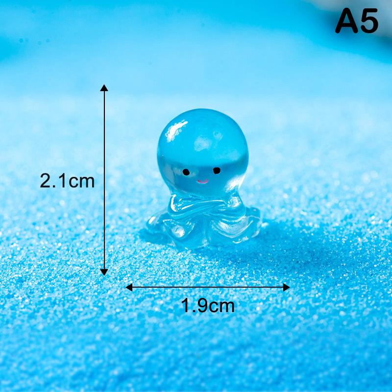 Luminous Fish Marine Animal Ornament Glow Pendant Micro Garden Craft Resin Landscape Fish Tank Desktop Decoration