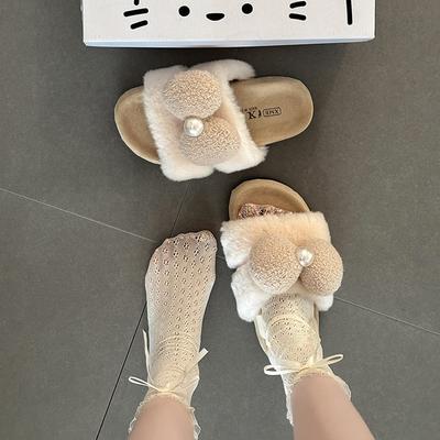 Warm Plush Versatile Retro Cartoon Bear 2025 Autumn New Fluffy Shoes Women Wear Cute Cotton Slippers