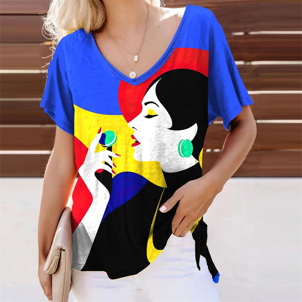 Anime Face Graphic Girl 3D Print T-shirts Women Retro Streetwear V-Neck T Shirt Harajuku Oversized Tops Tees Woman Clothing